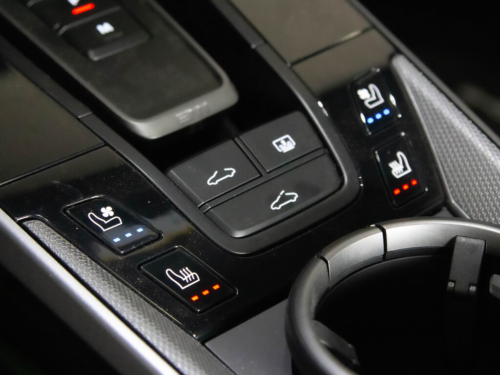 2024 Porsche 911 Carrera 4S, Toronto, Cash