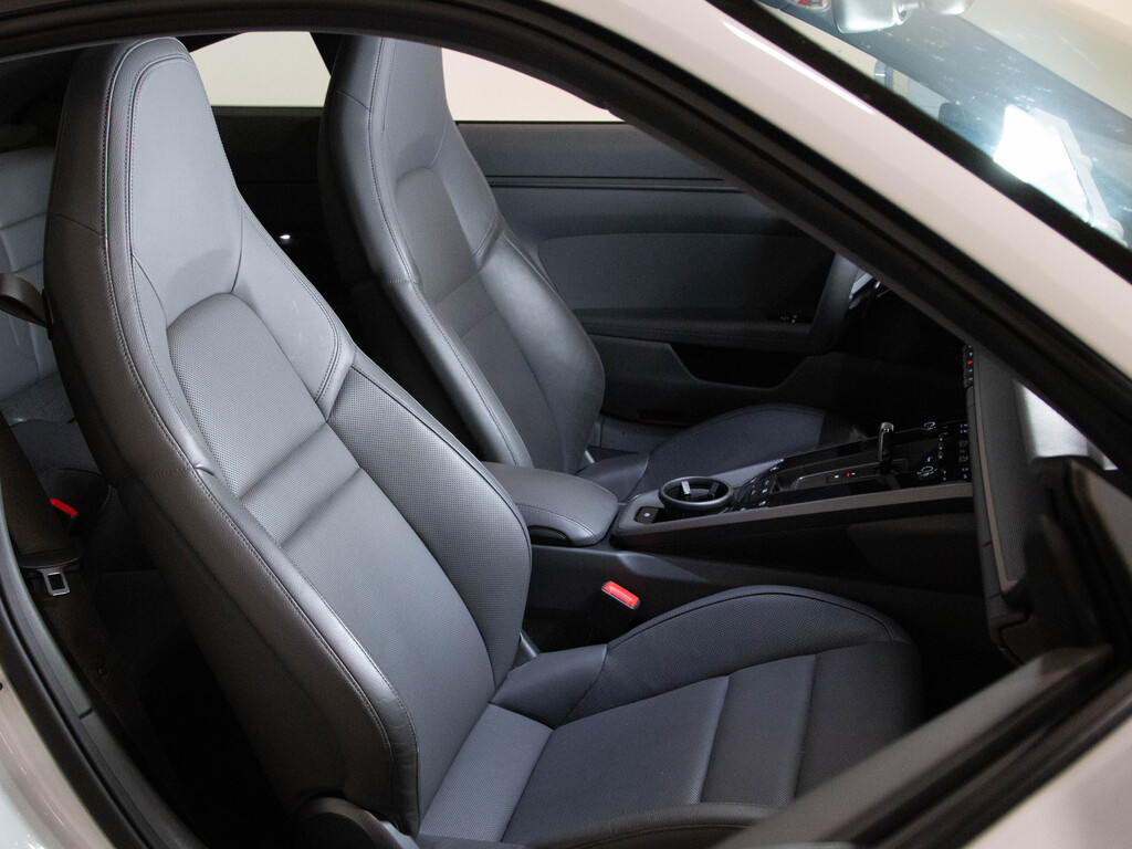 2020 Porsche 911 Carrera 4, Toronto, Cash
