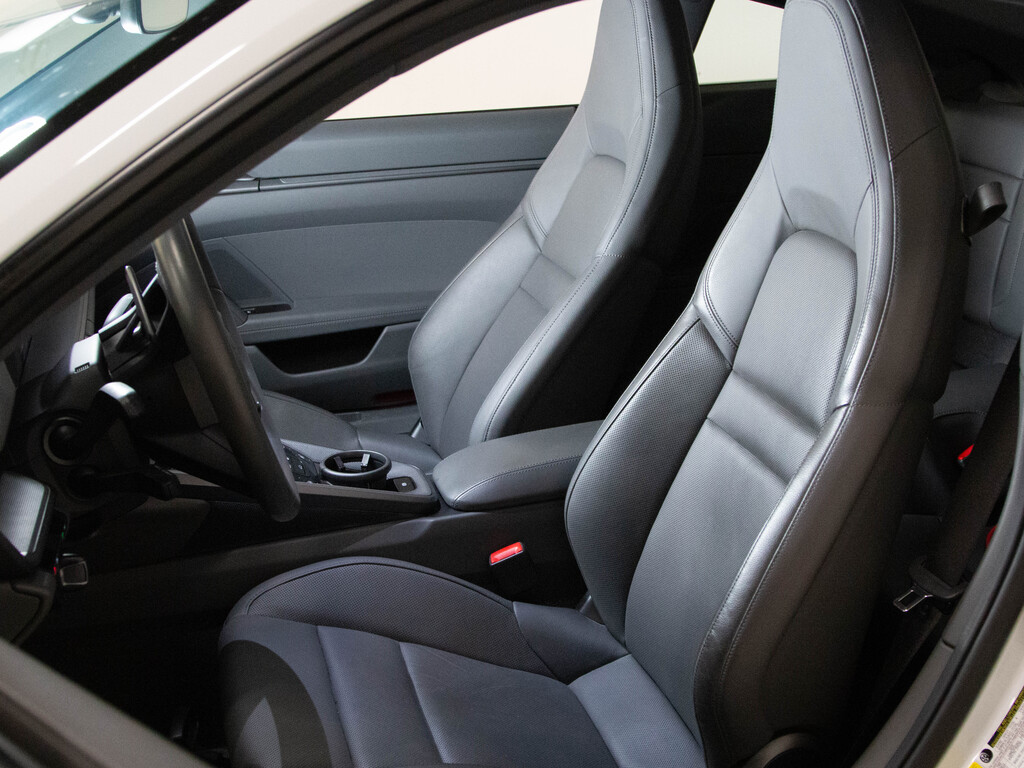 2020 Porsche 911 Carrera 4, Toronto, Cash