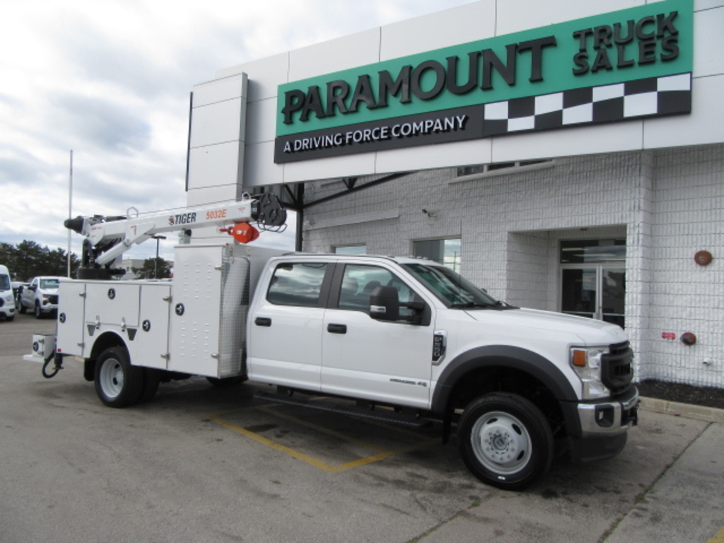 2021 Ford Super Duty F-550 DIESEL 4X4 CREW CAB NEW SERVICE BODY & CRANE