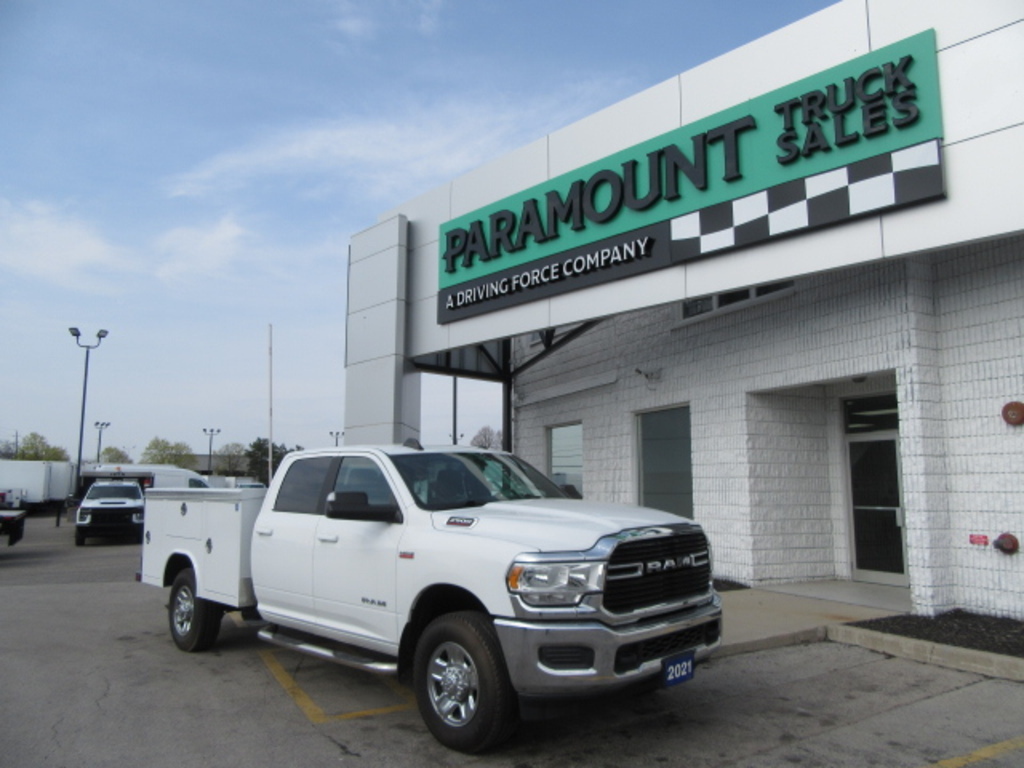 2021 Ram 2500 4X4 GAS NEW SERVICE/UTILITY BOX
