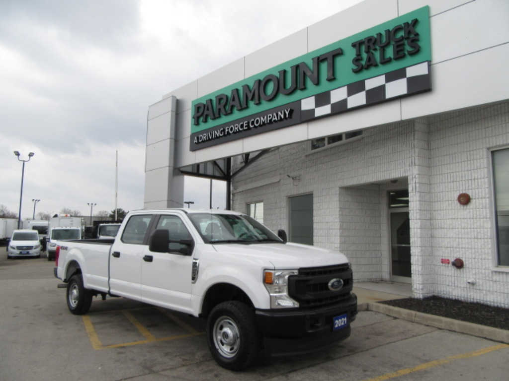 2021 Ford F-250 GAS 4X4 CREW CAB WITH 8 FT LONG BOX