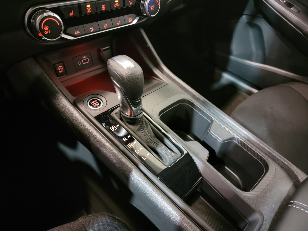 Nissan Sentra 2024