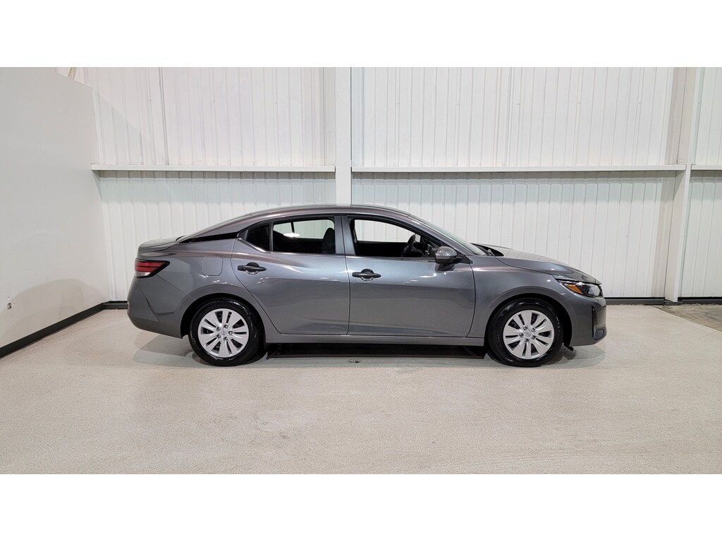 Nissan Sentra 2024
