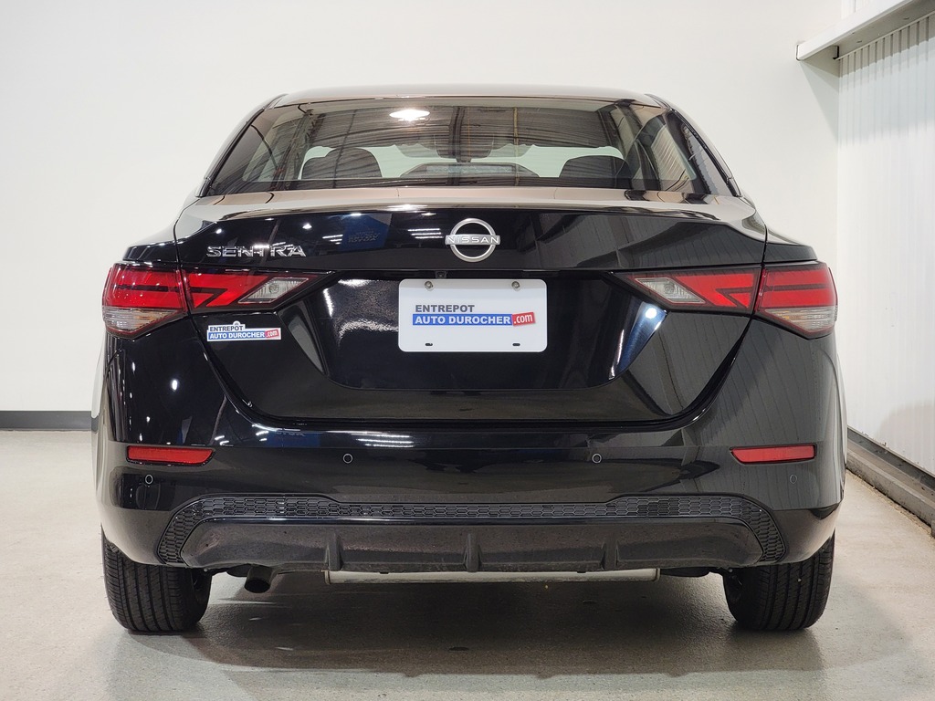 Nissan Sentra 2024
