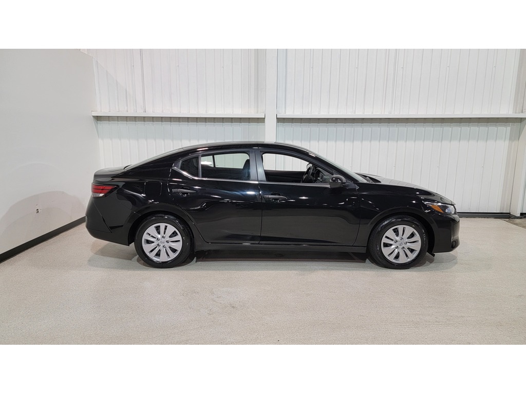 Nissan Sentra 2024