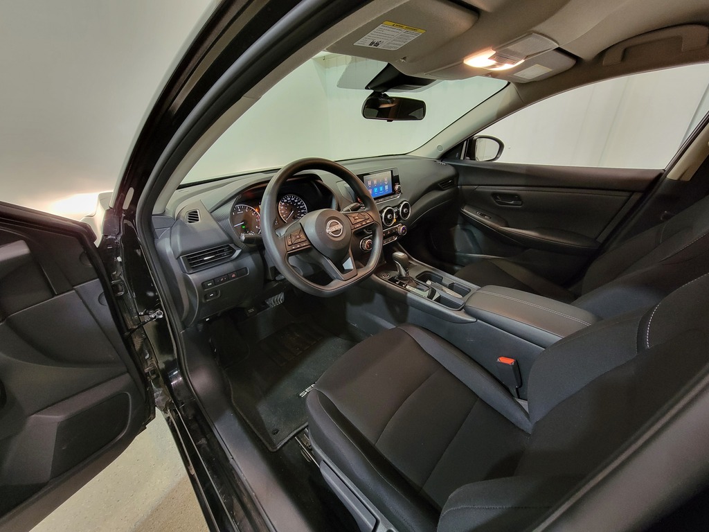 Nissan Sentra 2024