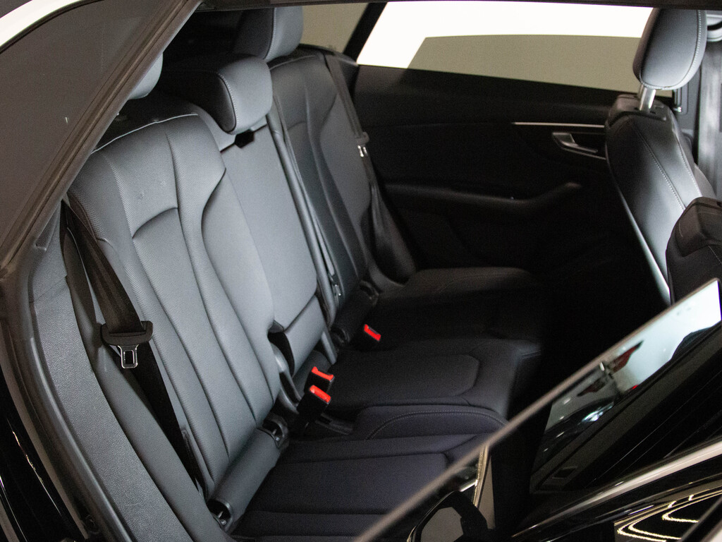2021 Audi Q8 55 Progressiv, Toronto, Cash