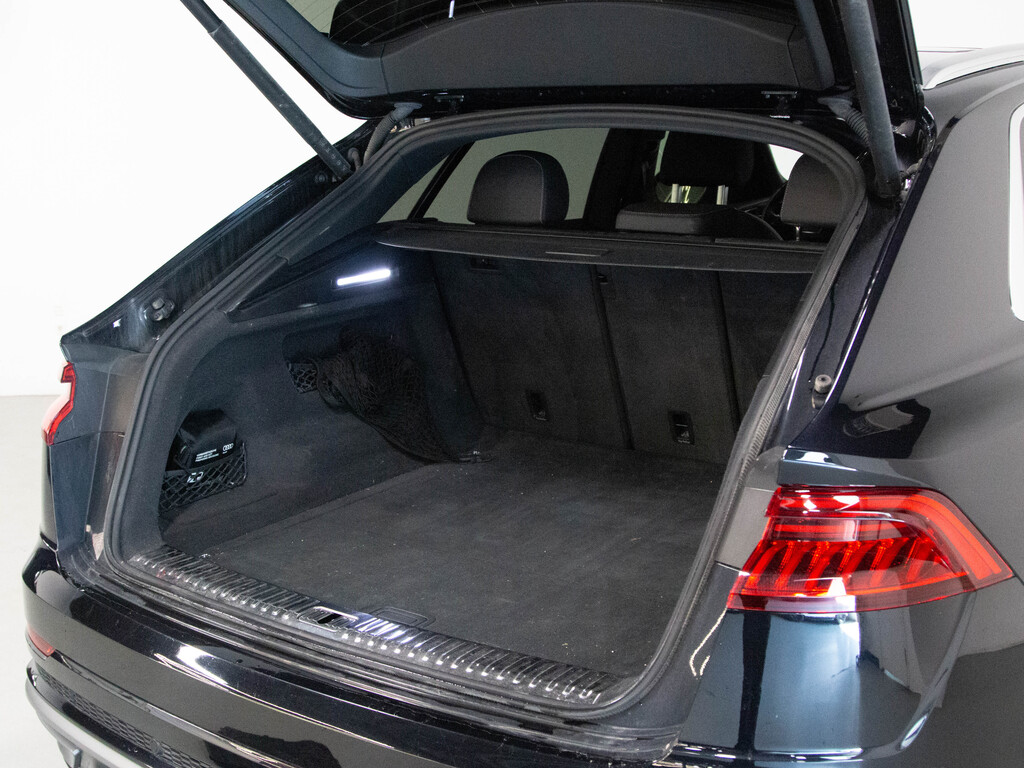 2021 Audi Q8 55 Progressiv, Toronto, Cash