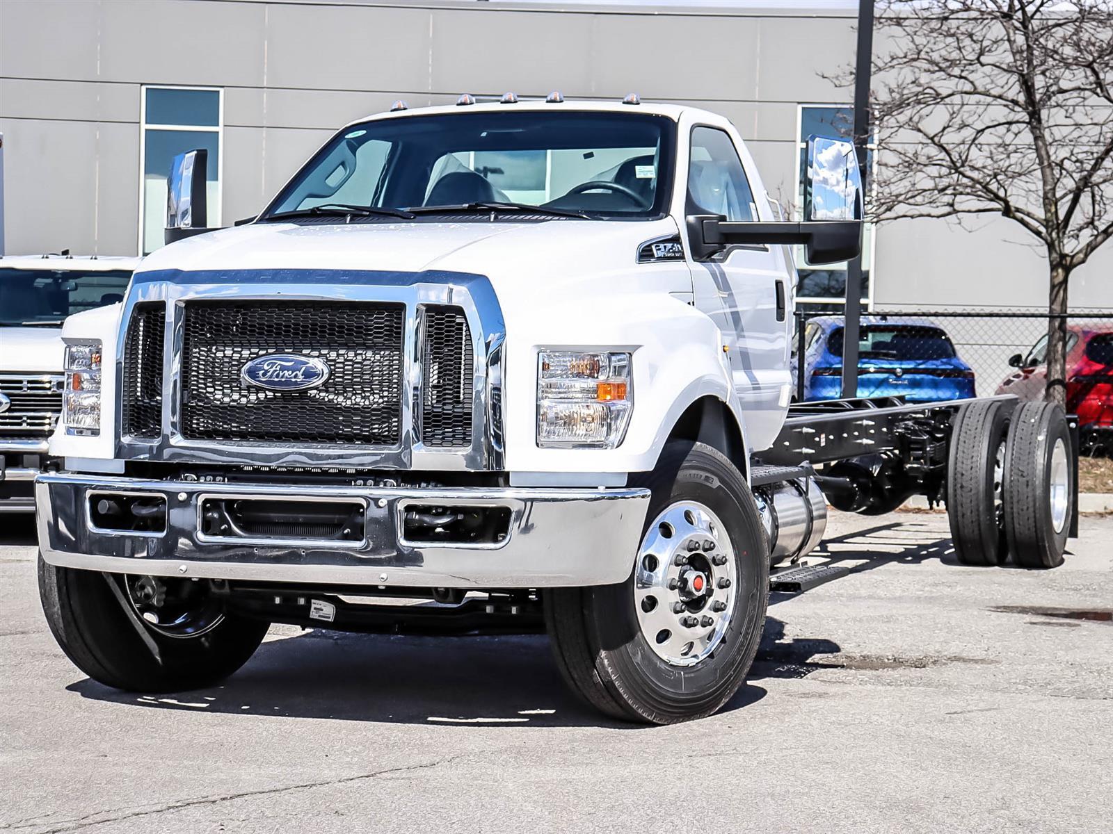 2025 Ford F-750 Chassis Truck