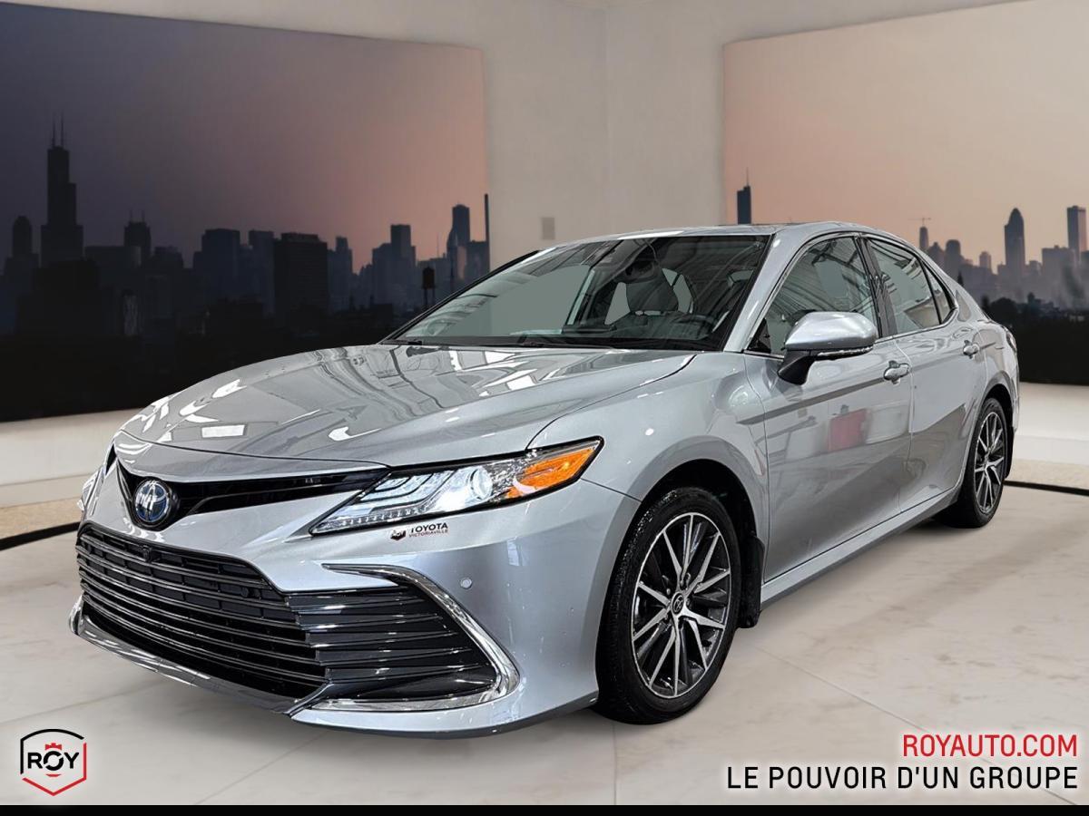2022 Toyota Camry Hybrid XLE | Apple | Android | GPS | Toit Ouvrant