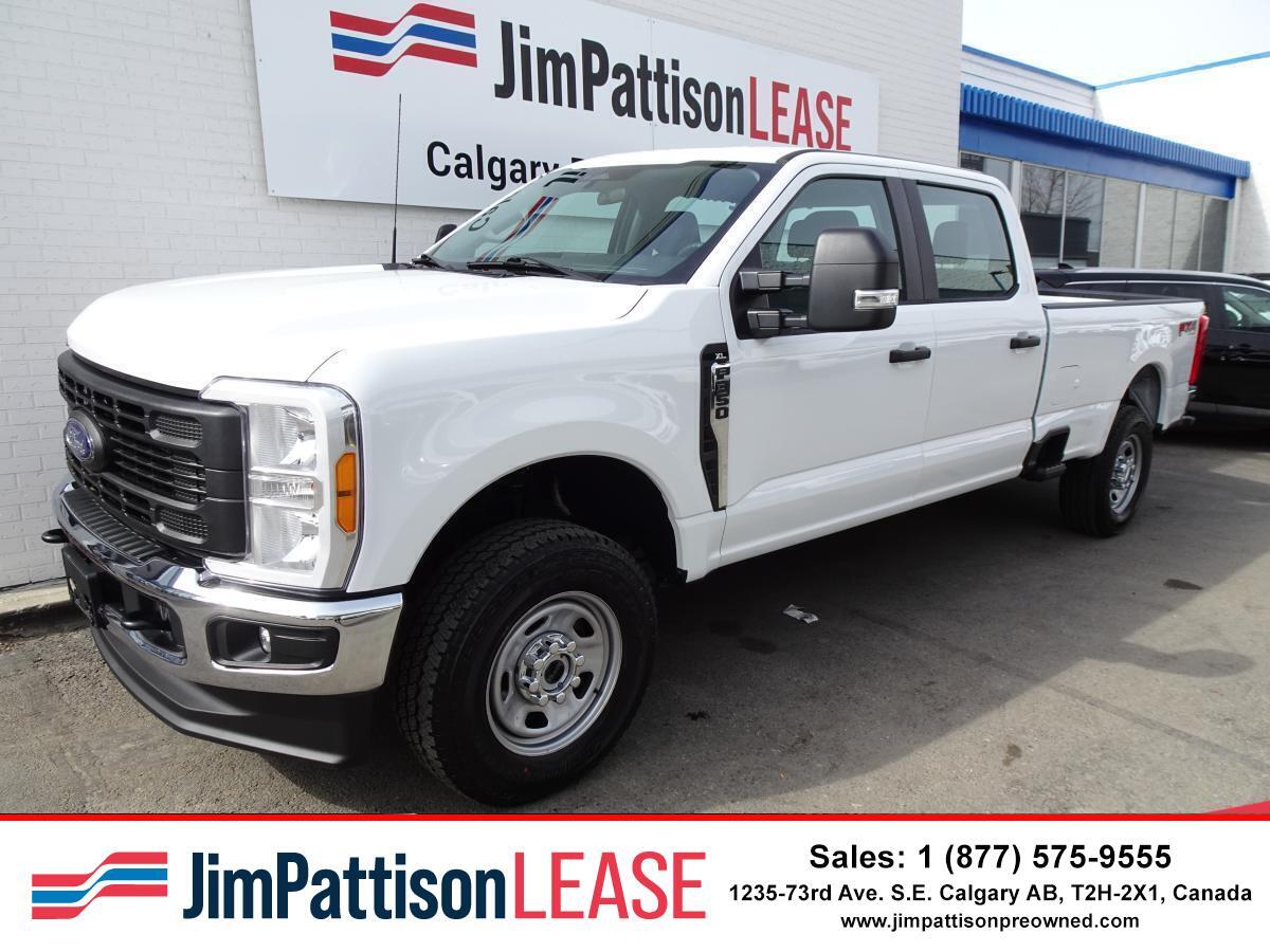 2023 Ford F-350 XL/FX-4 Crew Cab w/8 Ft. Box & Tow