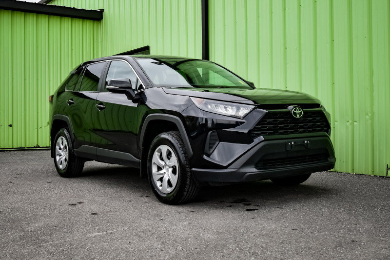 2024 Toyota RAV4 LE  • HEATED SEATS • LANE KEEP ASSIST • CP/AA