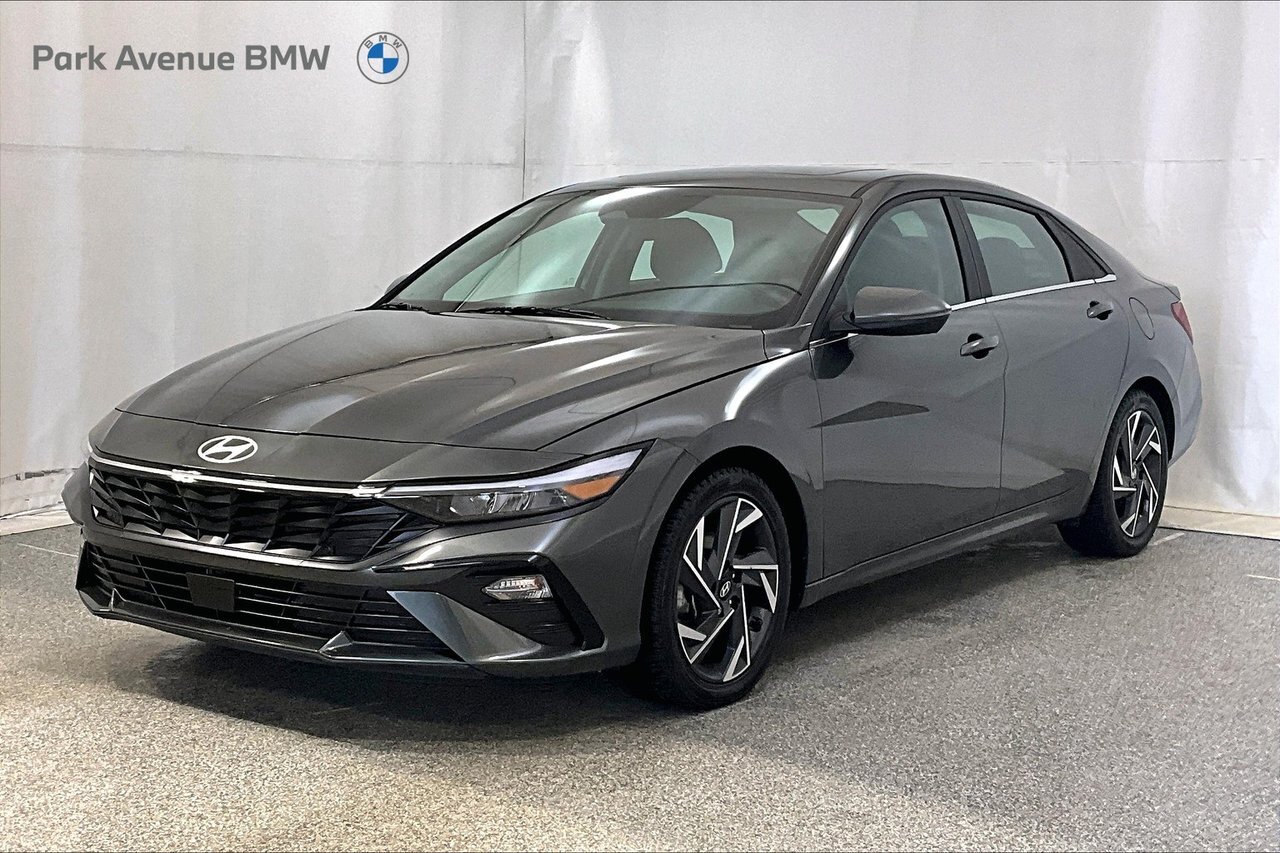 2024 Hyundai Elantra Luxury Summer and winter tires / Pneus été et hive
