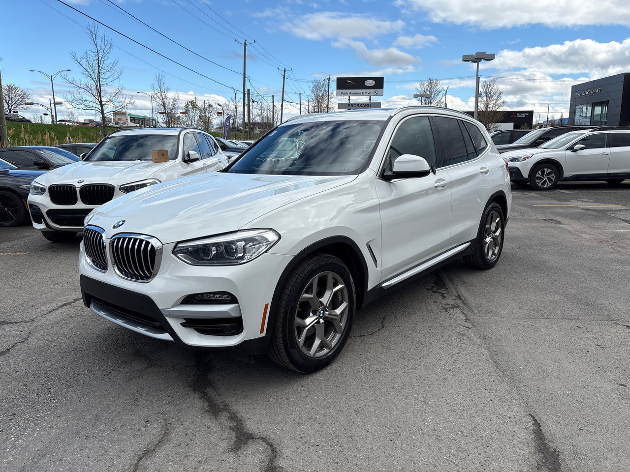 2021 BMW X3 XDrive30i Premium Essential / Premium Essential