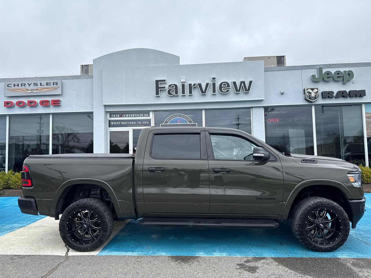 2021 Ram 1500 Big Horn Built to serve package with locking gun s