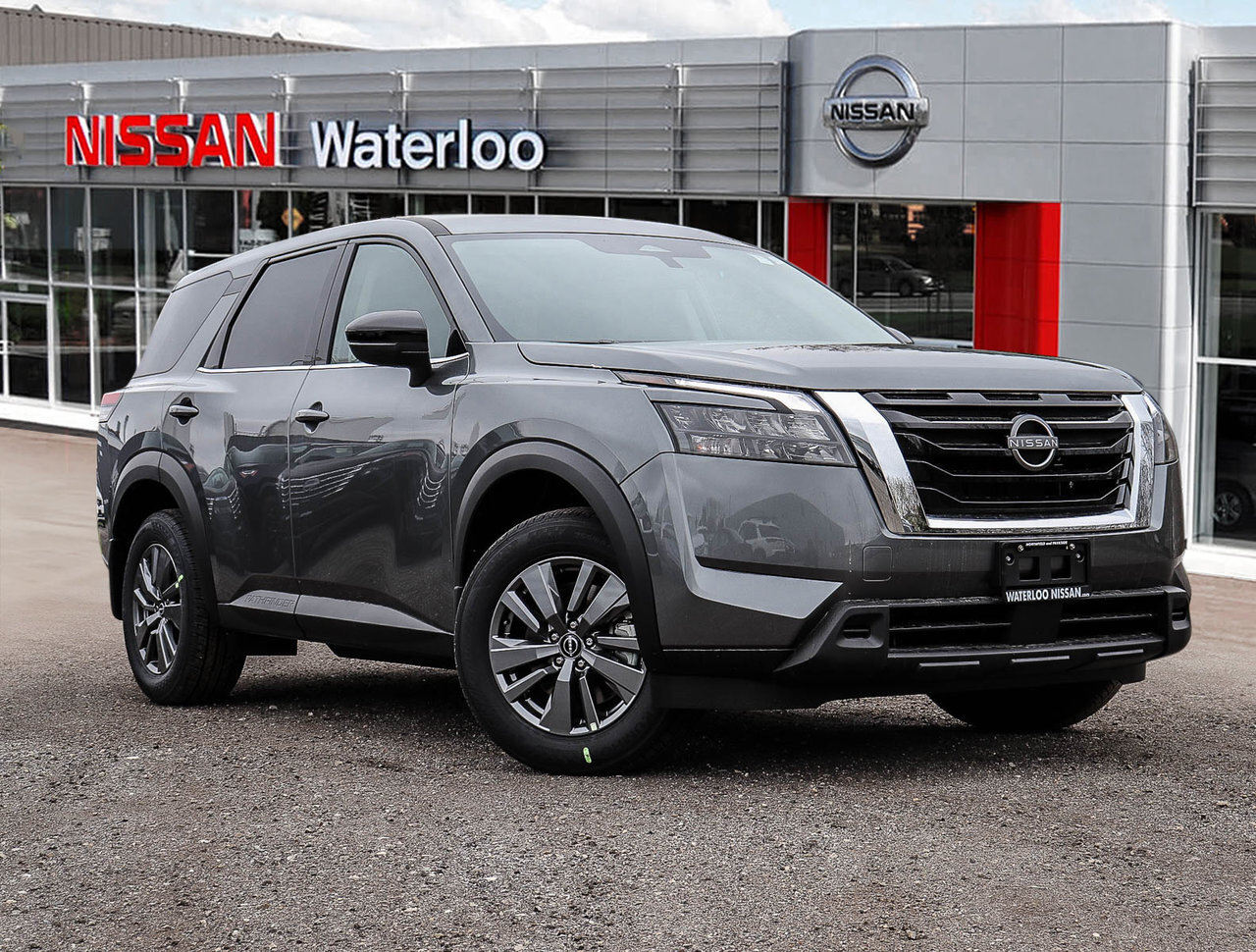 2025 Nissan Pathfinder S