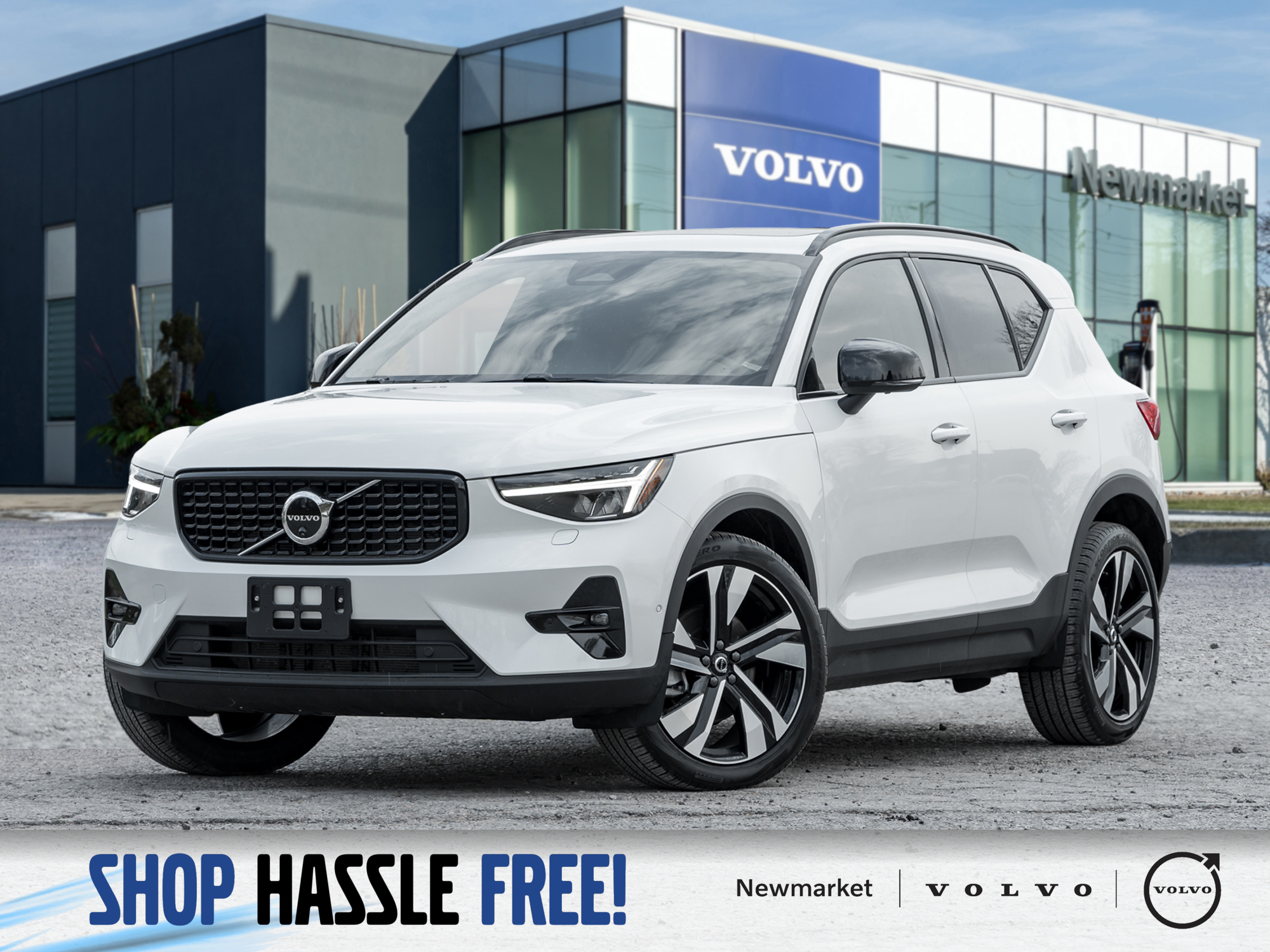 2025 Volvo XC40 B5 AWD Plus Dark Theme |VOLVO CPO |20" ALLOY WHEEL