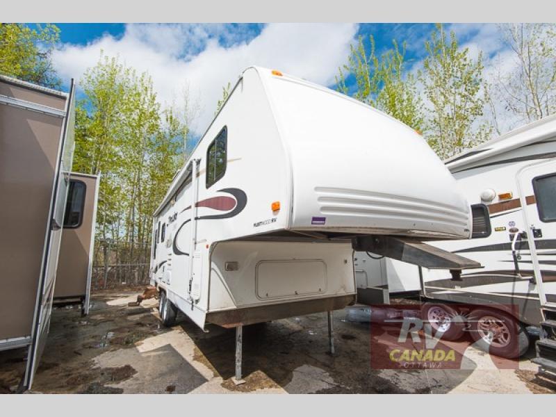 2004 Fleetwood Prowler 8275s
