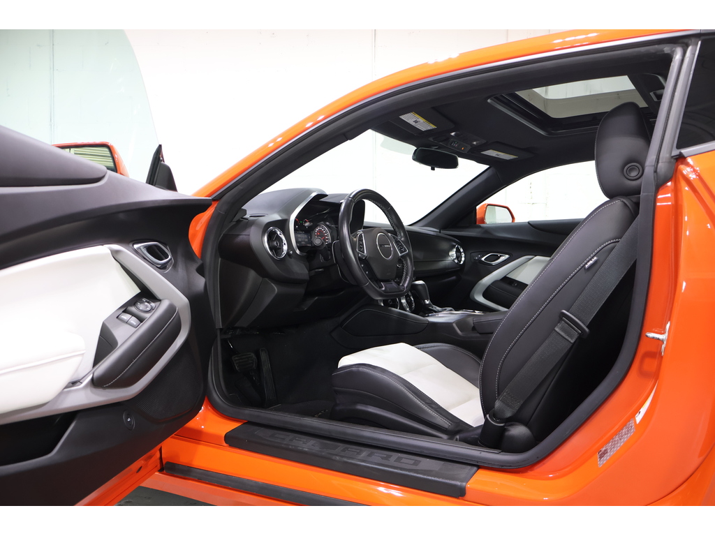 2021 Chevrolet Camaro 2LT, Toronto, Cash