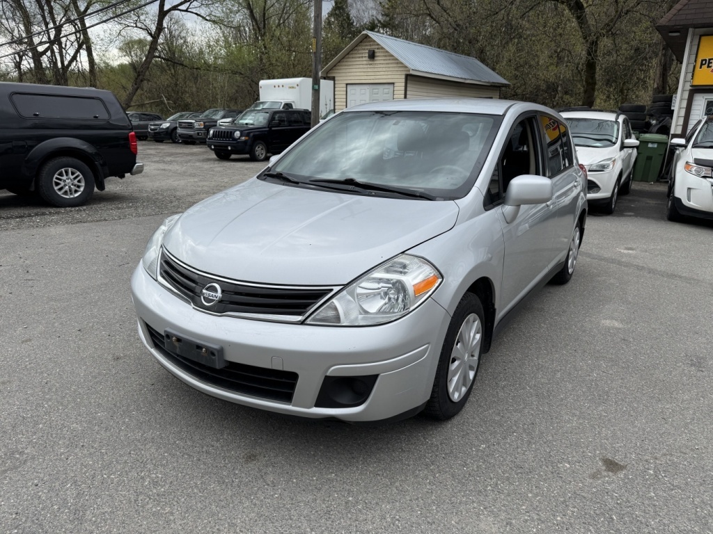 2011 Nissan Versa 1.8 S