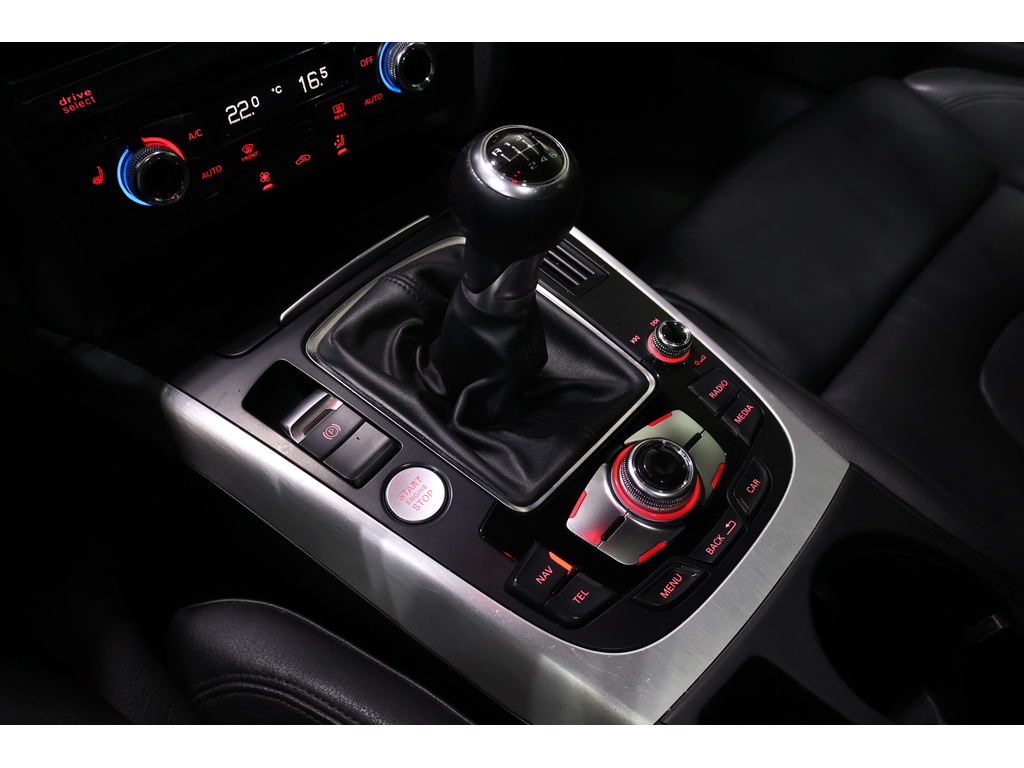 2015 Audi A4 2.0T Technik plus, Toronto, Cash