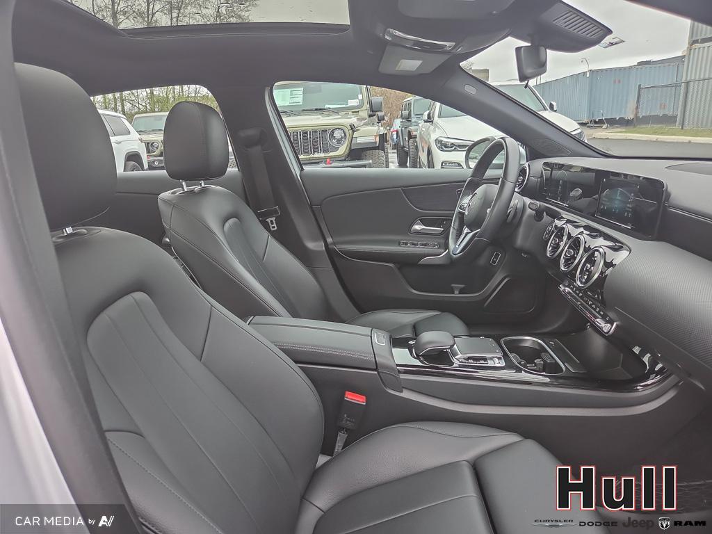 2020 Mercedes-Benz A 220 4MATIC, Toronto, Cash
