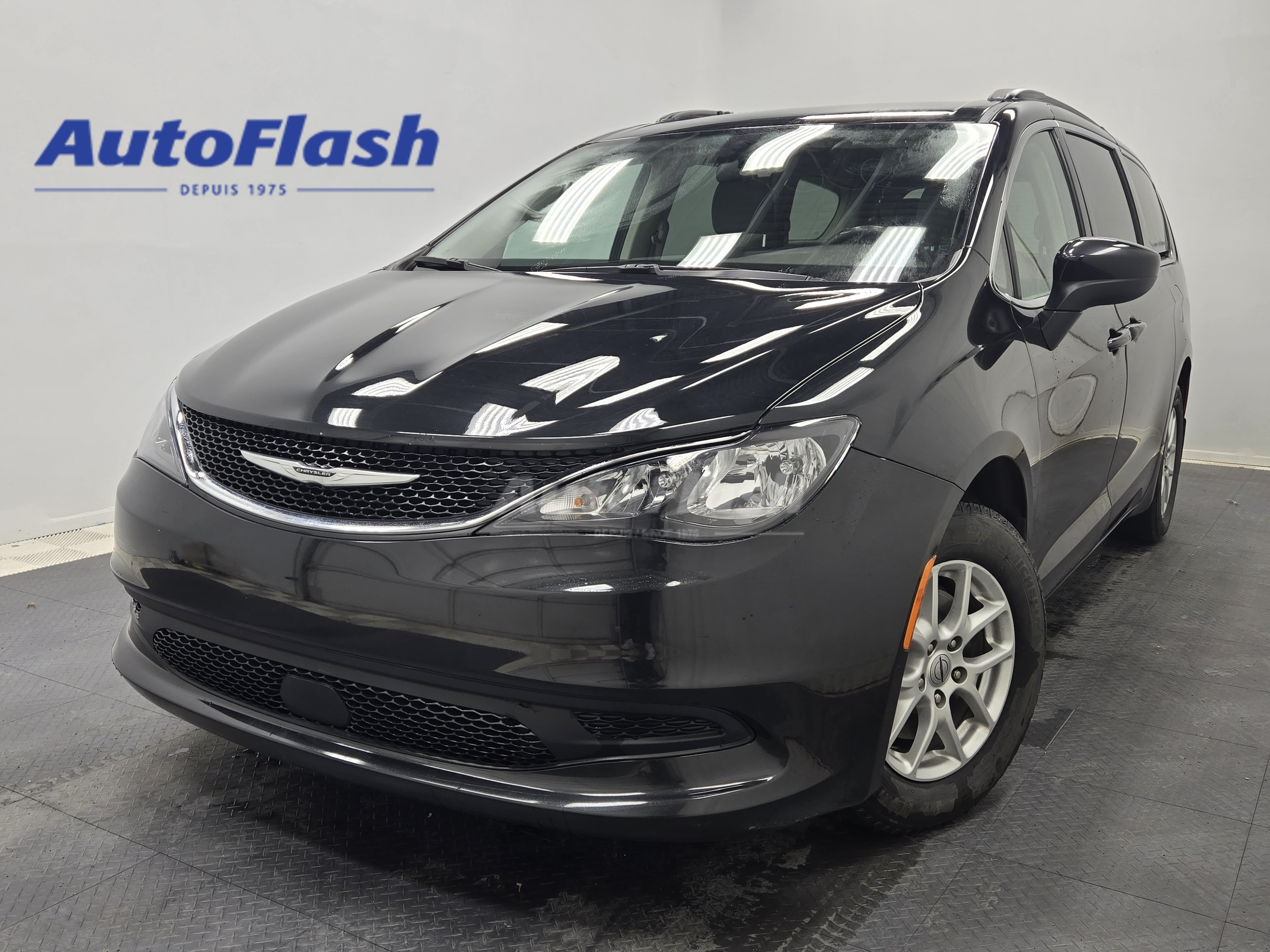 2021 Chrysler Grand Caravan SXT 3.6L, DVD, CAMERA, DEMARREUR, SIEGES CHAUFF