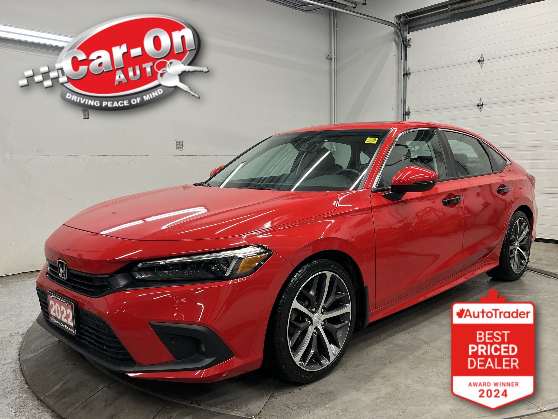 2022 Honda Civic TOURING|TURBO|LOW KMS|LEATHER|SUNROOF|HTD SEATS|