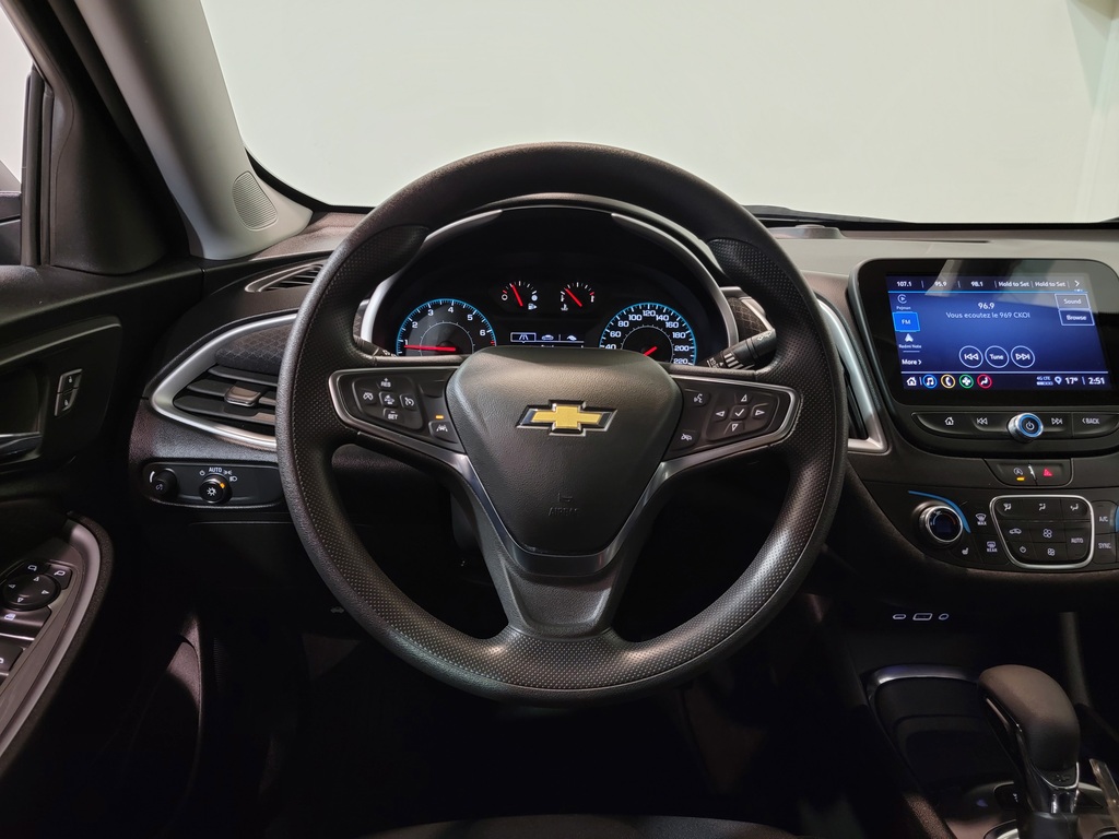 Chevrolet Malibu 2024