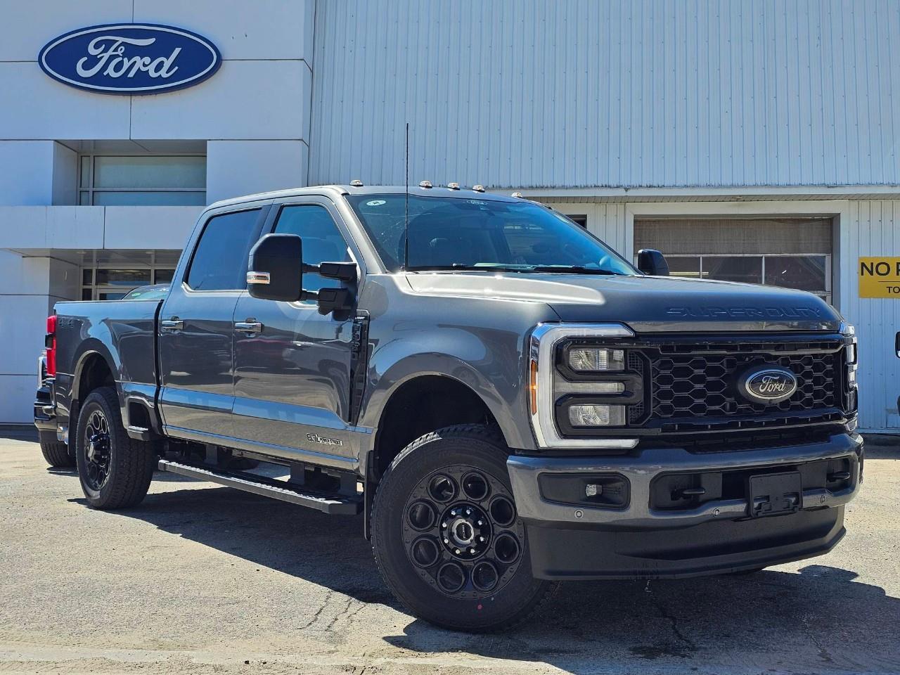 2025 Ford F-250 Lariat *Heated/Cooling seats, Heated steering whee