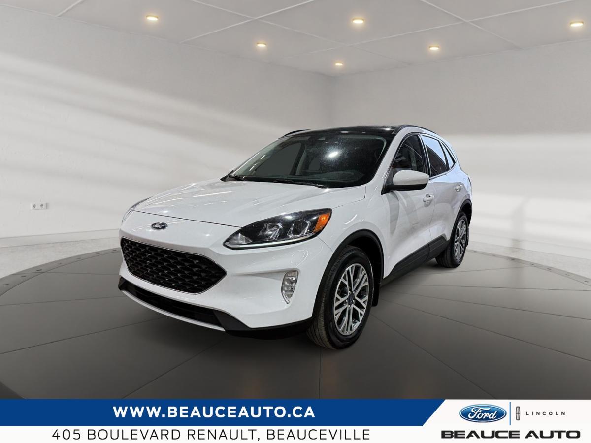 2021 Ford Escape SEL | AWD | HYBRIDE |  TOIT PANO | TECK PACKAGE !