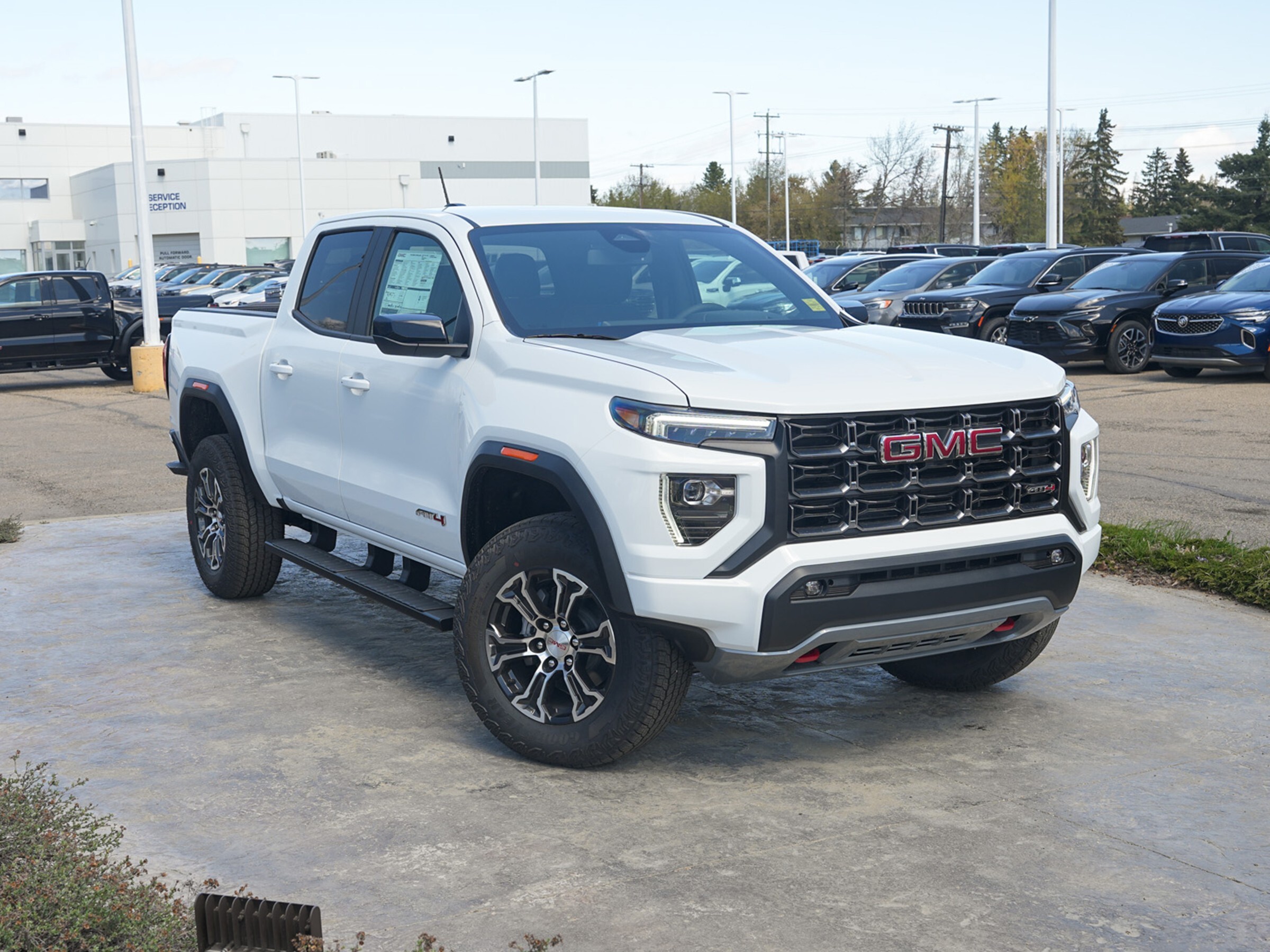 2025 GMC Canyon AT4