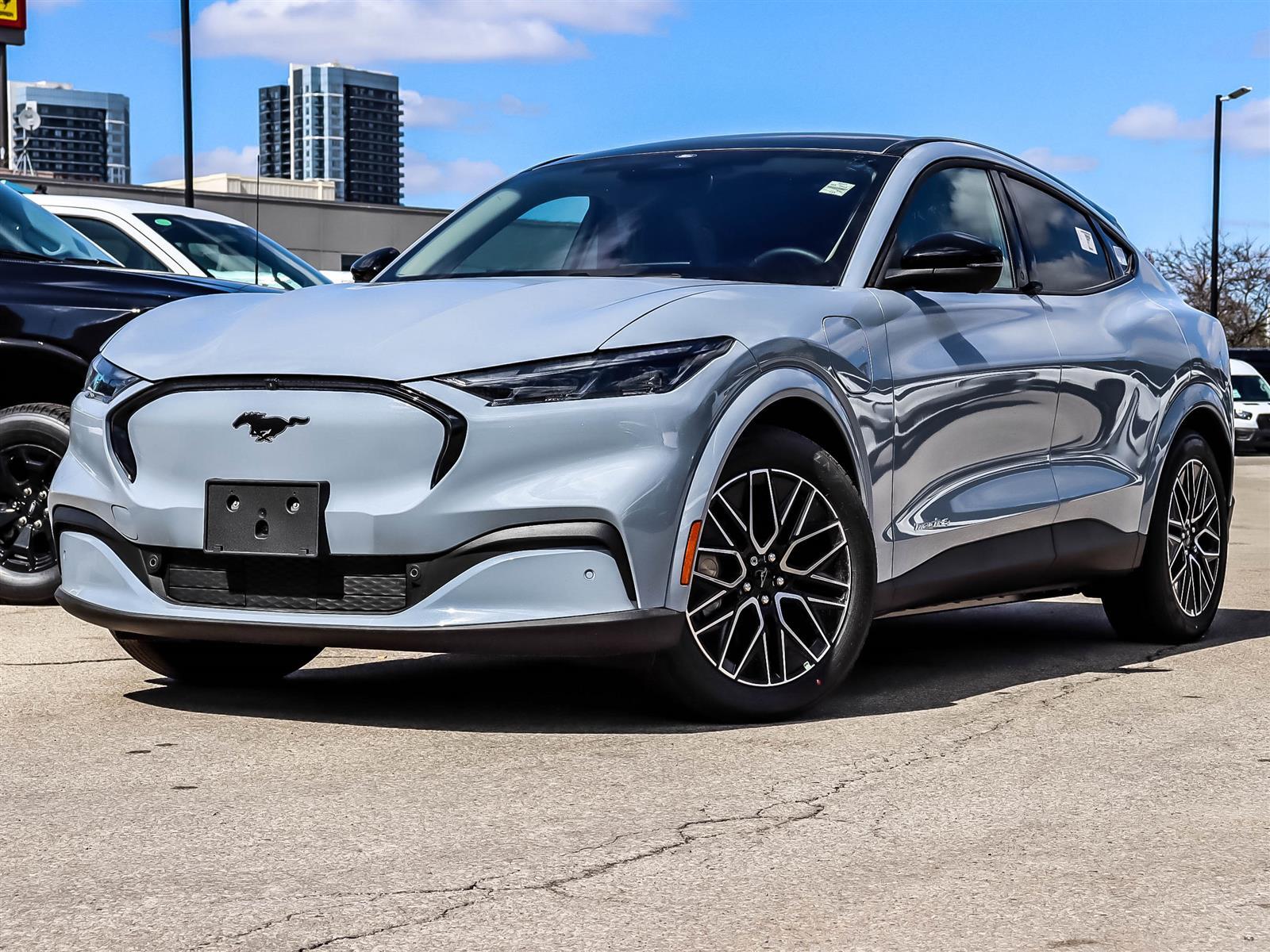 2025 Ford Mustang Mach-E Premium AWD