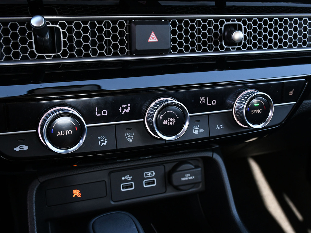 2024 Honda Civic Touring, Toronto, Cash