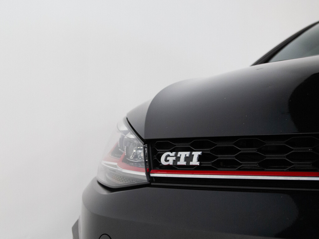 2018 Volkswagen Golf GTI 5-Door, Toronto, Cash