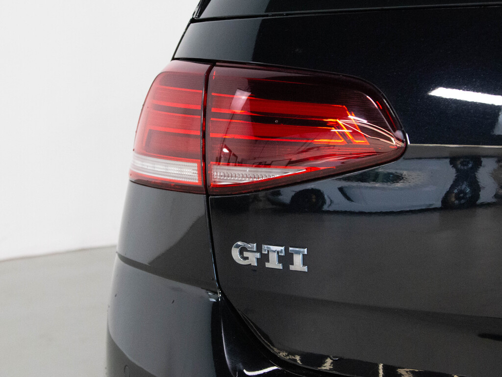 2018 Volkswagen Golf GTI 5-Door, Toronto, Cash