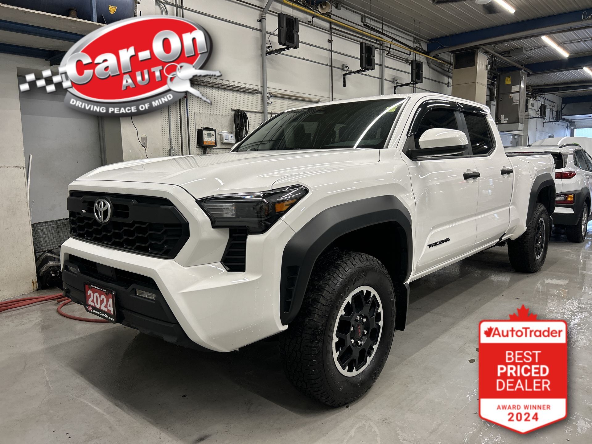 2024 Toyota Tacoma 4X4 TRD OFF-ROAD| ONLY 4,000KMS| CREW| HTD SEATS 