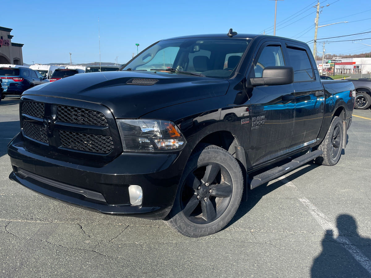 2021 Ram 1500 Classic Express | Night Edition | No Accidents | Heated Se