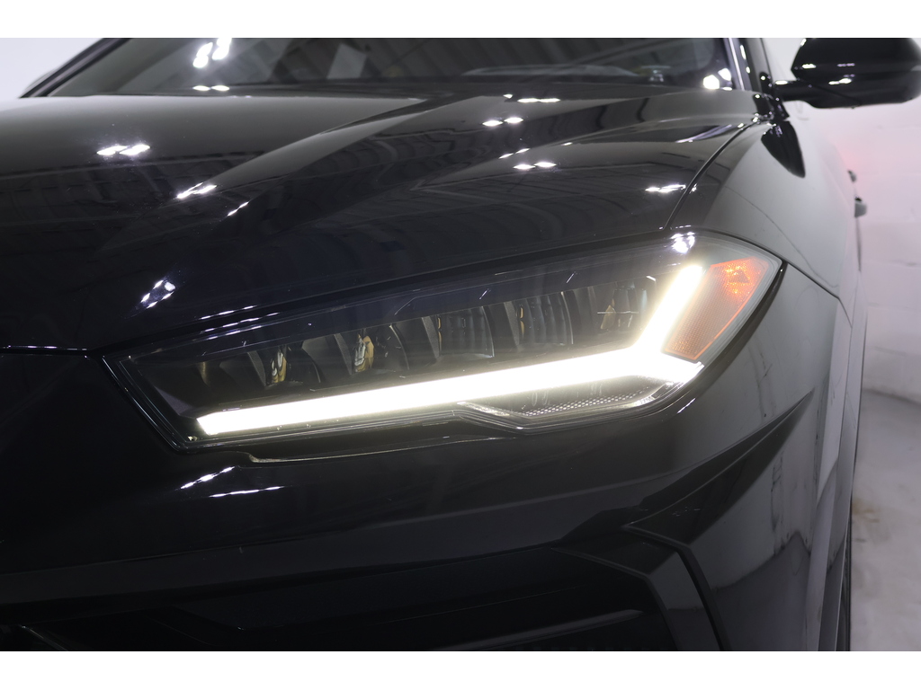 2020 Lamborghini Lamborghiniurus RARE 4-SEATER!   HIGHLY OPTIONED   CLEAN CARFAX, Toronto, Cash