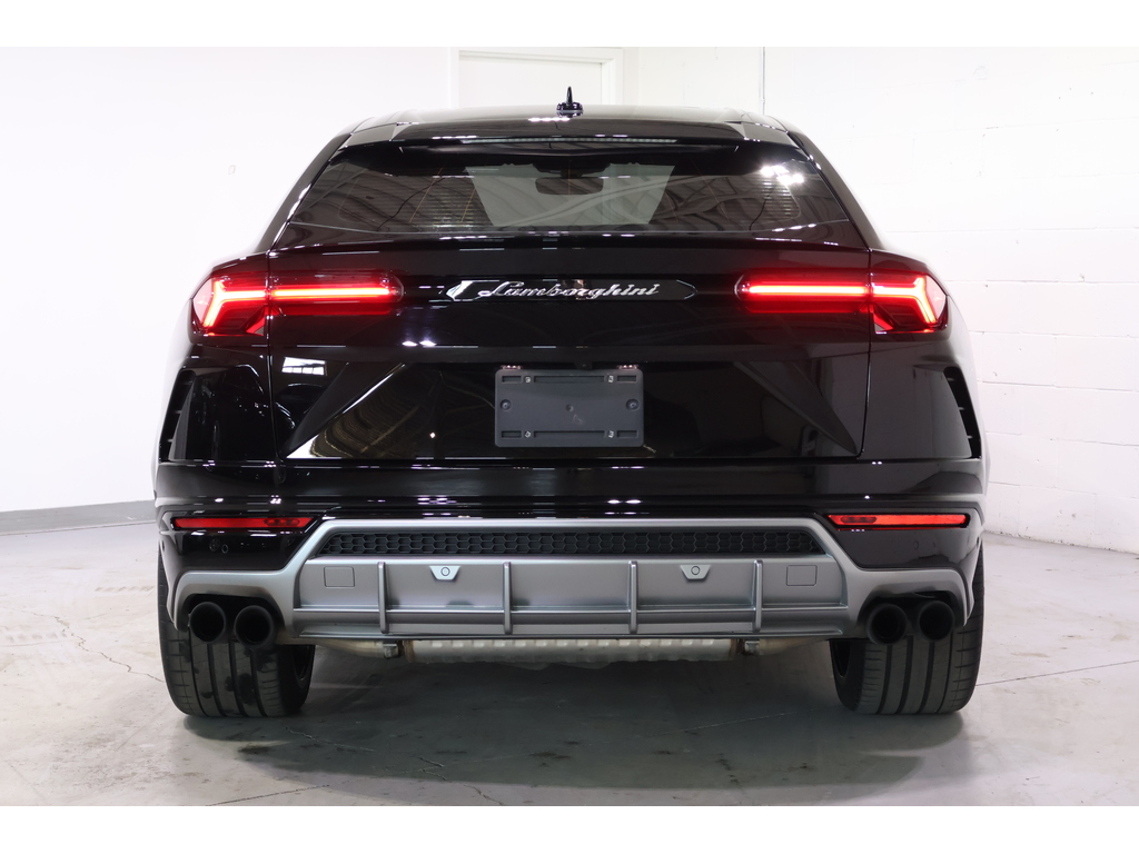 2020 Lamborghini Lamborghiniurus RARE 4-SEATER!   HIGHLY OPTIONED   CLEAN CARFAX, Toronto, Cash