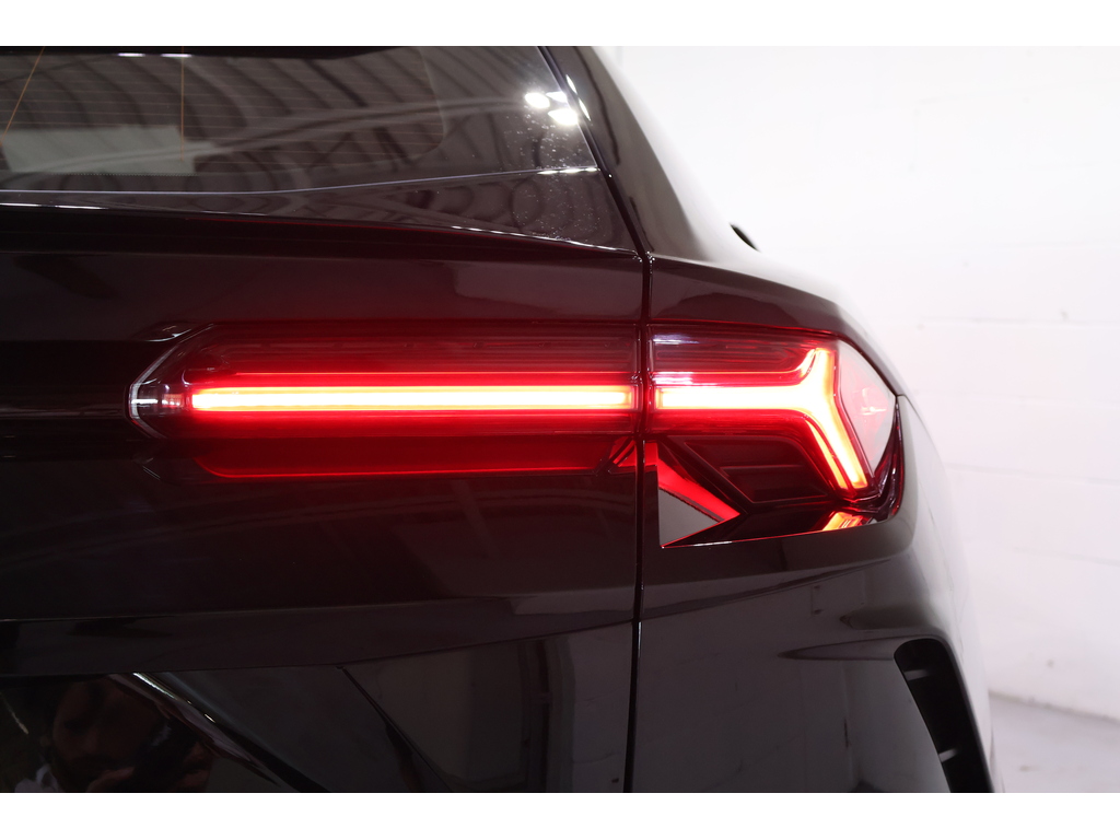 2020 Lamborghini Lamborghiniurus RARE 4-SEATER!   HIGHLY OPTIONED   CLEAN CARFAX, Toronto, Cash