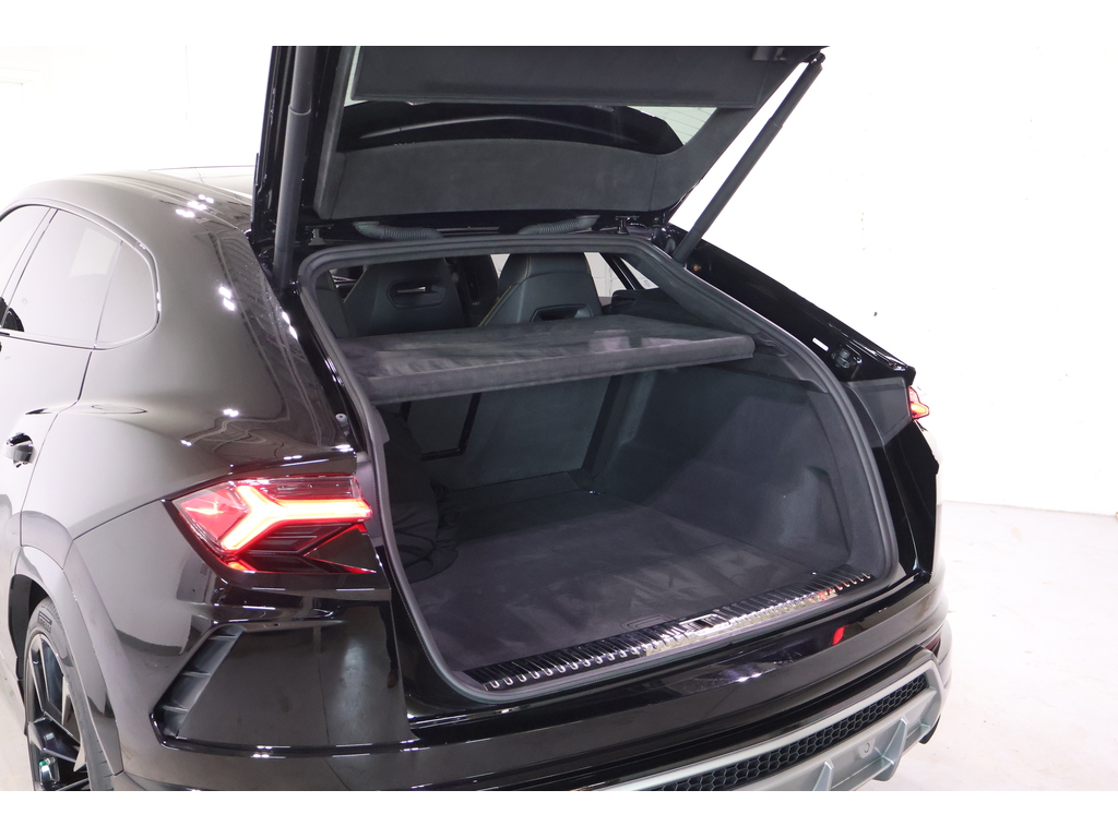 2020 Lamborghini Lamborghiniurus RARE 4-SEATER!   HIGHLY OPTIONED   CLEAN CARFAX, Toronto, Cash