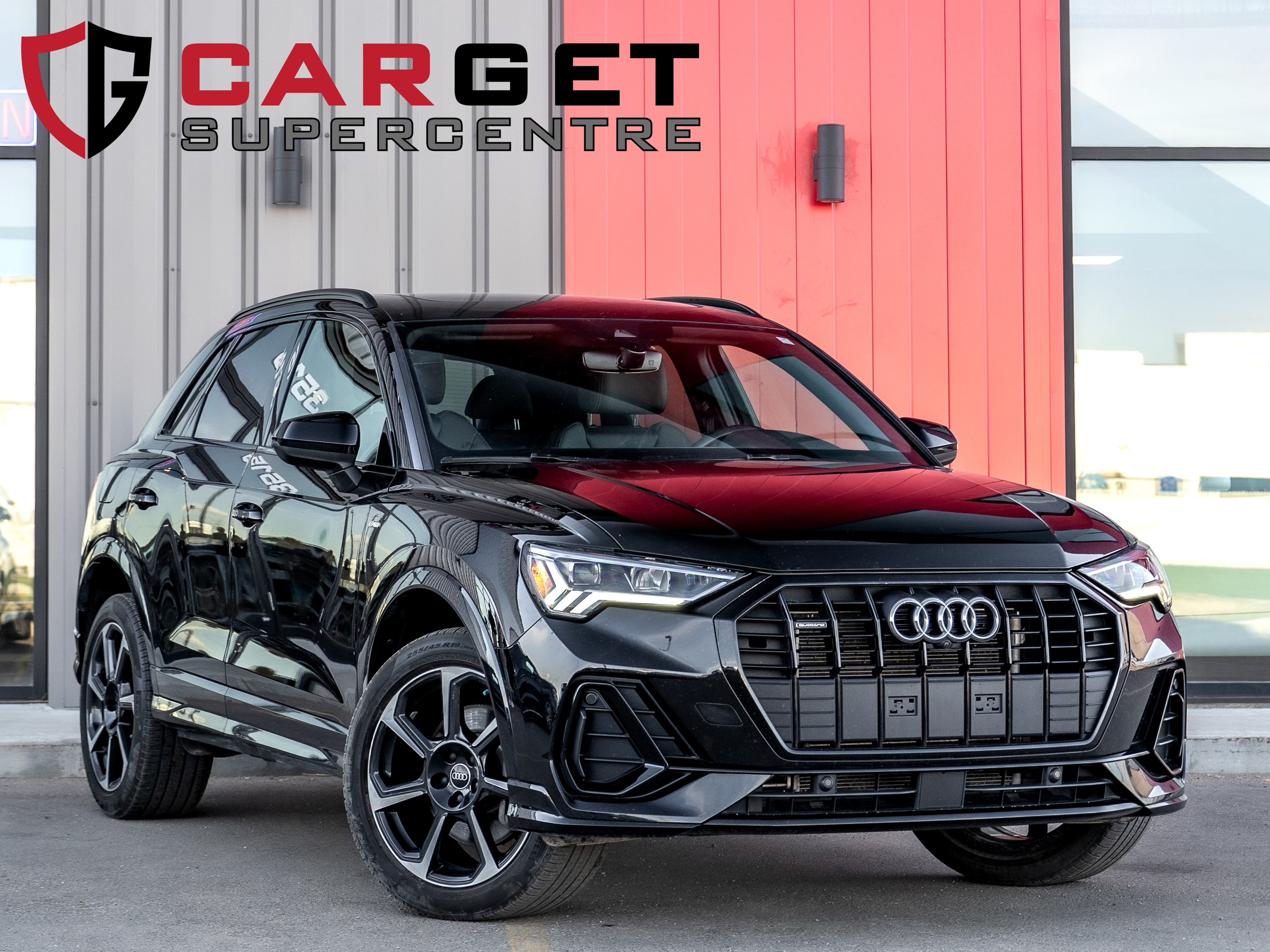 2022 Audi Q3 Technik - S-Line I No Accidents I One Owner