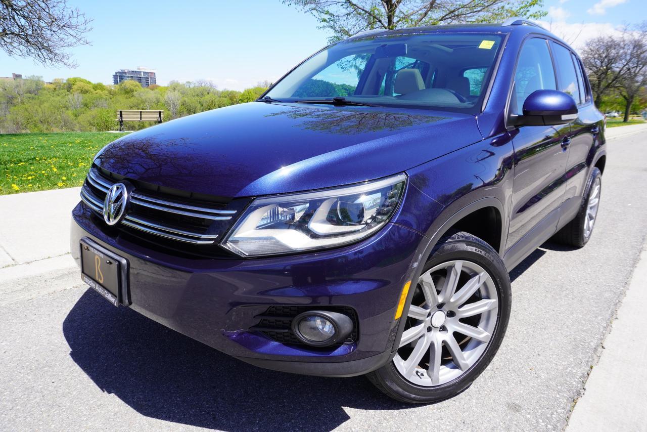 2012 Volkswagen Tiguan 6 SPD / LEATHER / PANOROOF / NO ACCIDENTS / LOCAL