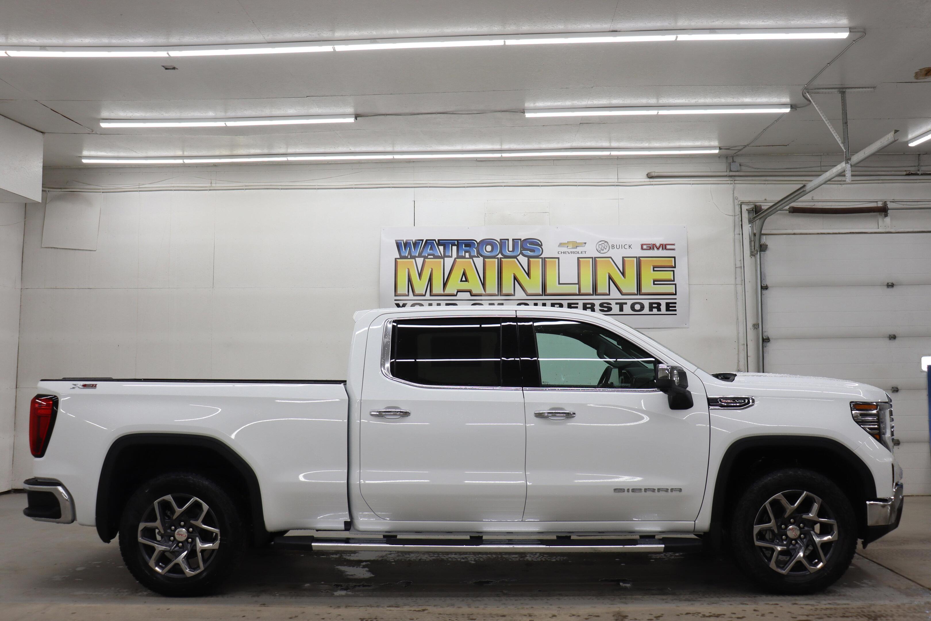 2025 GMC Sierra 1500 SLT