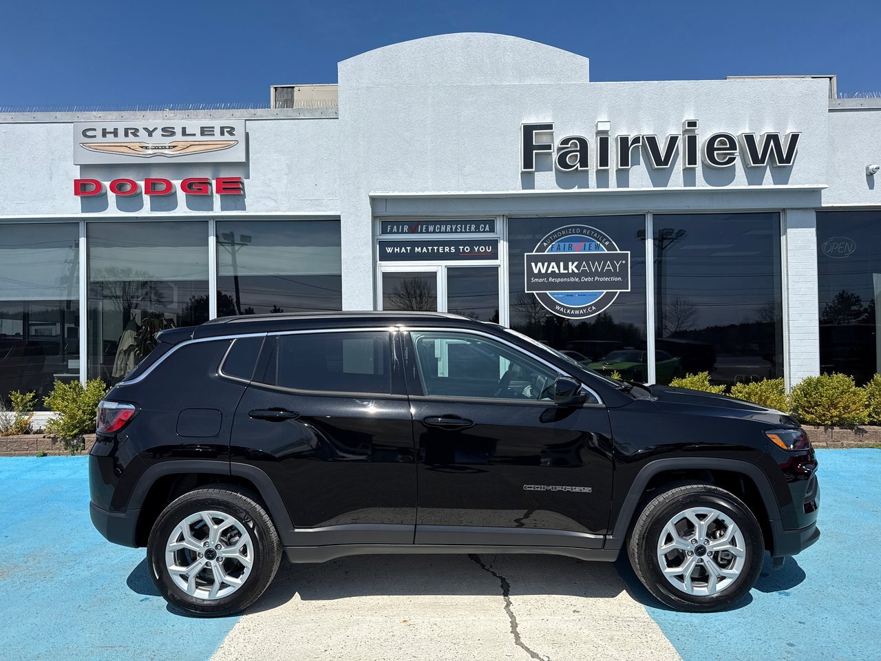 2025 Jeep Compass North Demo deal / 