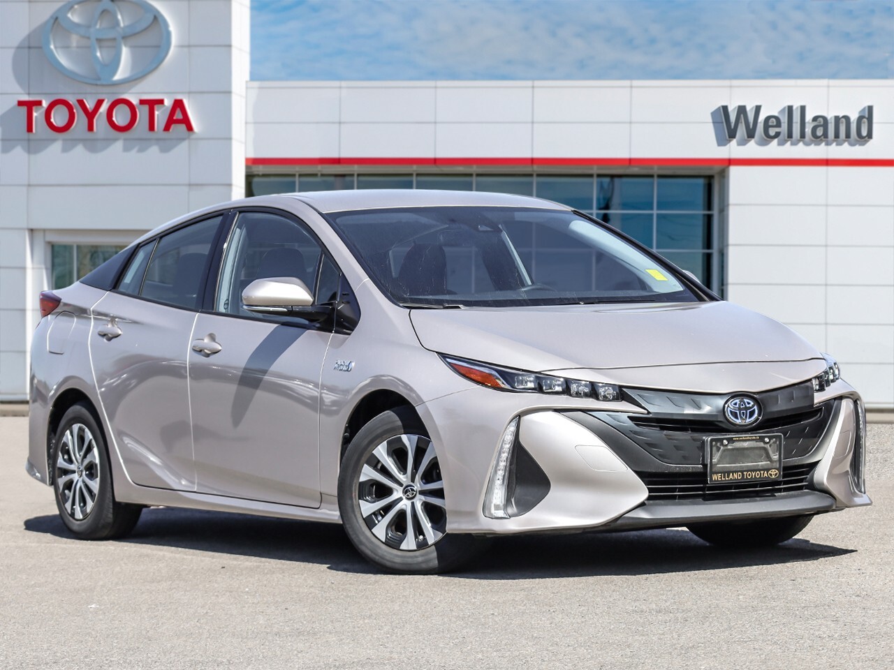 2020 Toyota Prius Prime APPLE CARPLAY/ANDROID AUTO. HEATED STEERING WHEEL.