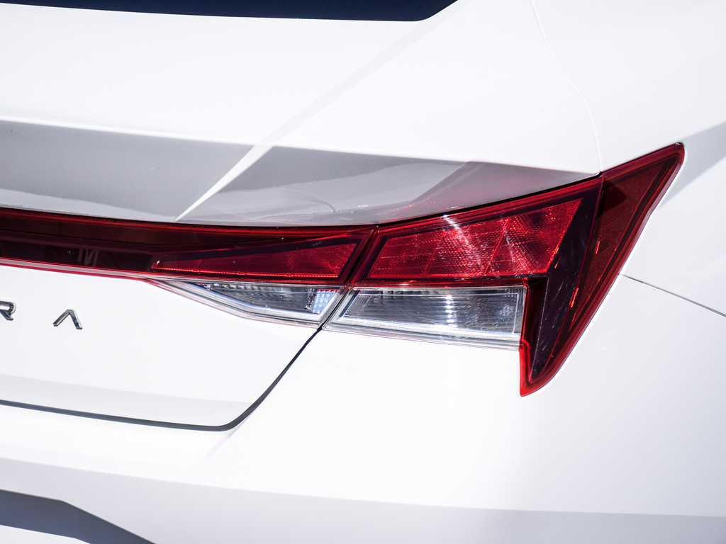 2023 Hyundai Elantra Preferred IVT, Toronto, Cash