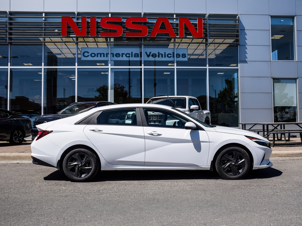 2023 Hyundai Elantra Preferred IVT, Toronto, Cash